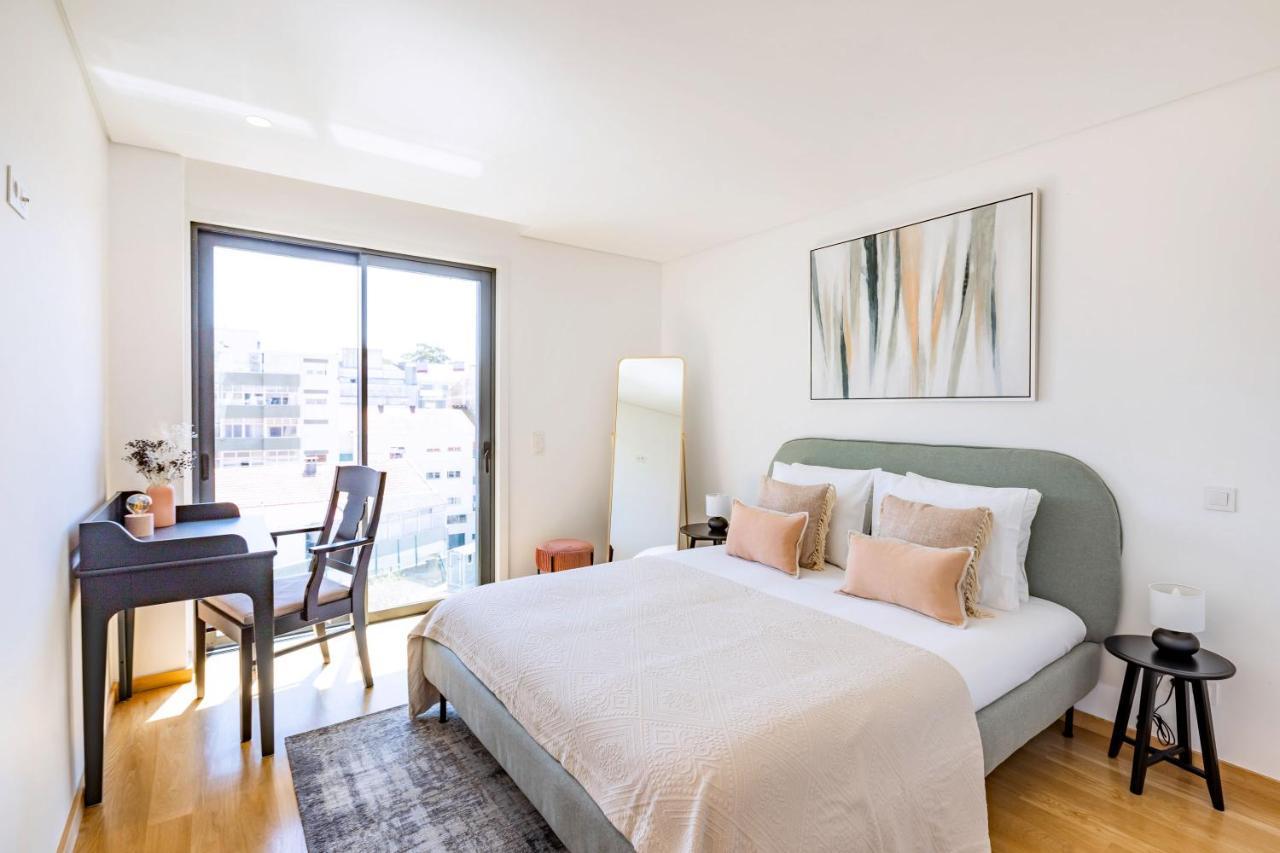 Camoes Downtown With Parking Apartment Porto Bagian luar foto
